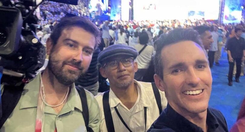 ABC's Indonesia correspondent Bill Birtles (right) with producer Ari Wu (centre) and cameraman Mitch Woolnough (left) (Image: Supplied)